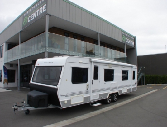 Leisure Line - Platinum - 806 SE - Walk Around Bed